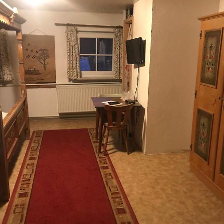 Grossholzhausen Pension Inntalhof מראה חיצוני תמונה